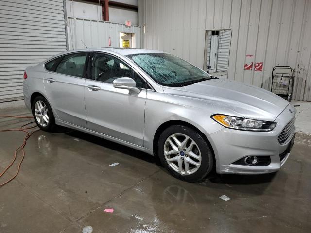 3FA6P0HD3ER145639 - 2014 FORD FUSION SE SILVER photo 4