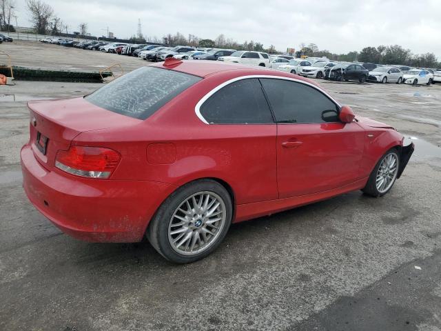 WBAUP9C59BVF46469 - 2011 BMW 128 I RED photo 3