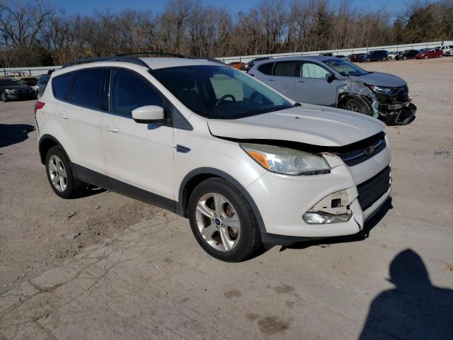 1FMCU0G99DUC54807 - 2013 FORD ESCAPE SE WHITE photo 4