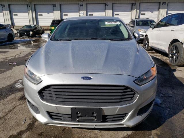 3FA6P0HD1GR319579 - 2016 FORD FUSION SE SILVER photo 5