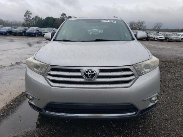 5TDZA3EH6CS022963 - 2012 TOYOTA HIGHLANDER BASE SILVER photo 5