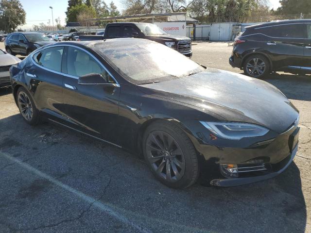 5YJSA1E21LF364360 - 2020 TESLA MODEL S Սև լուսանկար 4