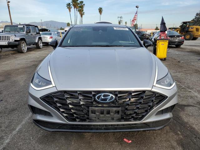 5NPEJ4J27LH045387 - 2020 HYUNDAI SONATA SEL PLUS SILVER photo 5