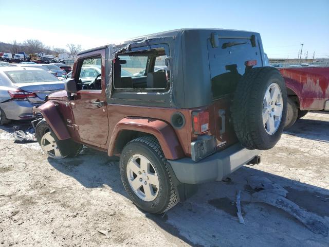 1J4FA54139L749842 - 2009 JEEP WRANGLER SAHARA BURGUNDY photo 2