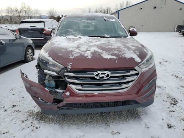 KM8J23A48HU263774 - 2017 HYUNDAI TUCSON SE MAROON photo 5