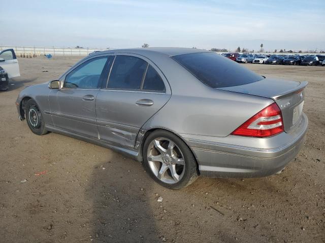 WDBRF52H77F851174 - 2007 MERCEDES-BENZ C 230 SILVER photo 2