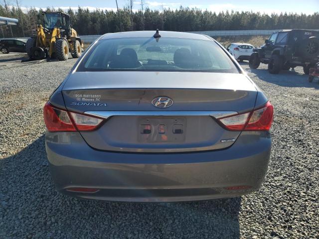 5NPEC4AC7BH061817 - 2011 HYUNDAI SONATA SE GRAY photo 6