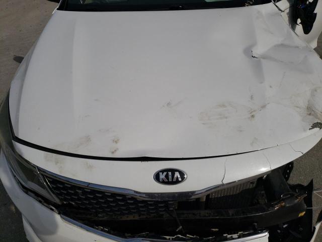 5XXGV4L23GG107539 - 2016 KIA OPTIMA SXL WHITE photo 11