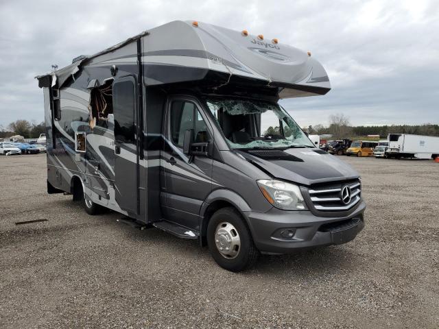 WDAPF4CC0G9694045 - 2018 MERCEDES-BENZ SPRINTER 3500 TWO TONE photo 1