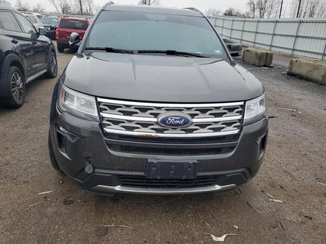 1FM5K8D8XJGB08600 - 2018 FORD EXPLORER XLT CHARCOAL photo 5