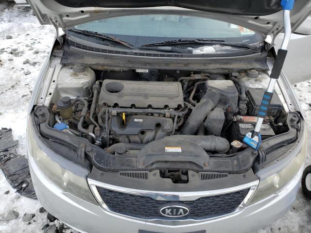 KNAFT4A22C5628395 - 2012 KIA FORTE LX SILVER photo 11