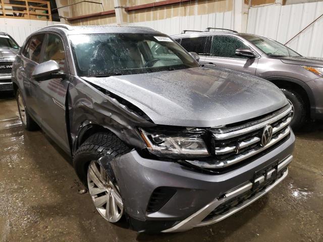 1V26E2CA6LC208431 - 2020 VOLKSWAGEN ATLAS CROS SE Srebrny zdjęcie 4