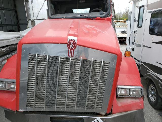 1XKDDU9XX7J165849 - 2007 KENWORTH CONSTRUCTI T800 RED photo 7