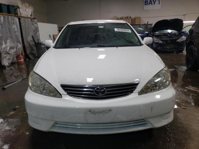 4T1BE32K46U692500 - 2006 TOYOTA CAMRY LE WHITE photo 5