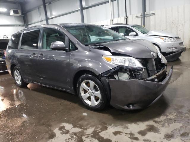 5TDKK3DC2CS198333 - 2012 TOYOTA SIENNA LE GRAY photo 4