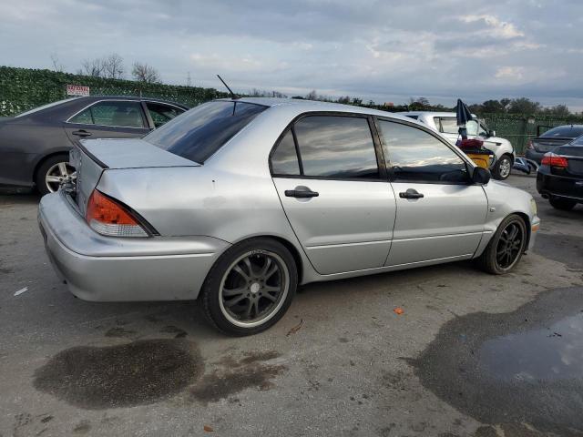 JA3AJ26E52U073682 - 2002 MITSUBISHI LANCER ES SILVER photo 3