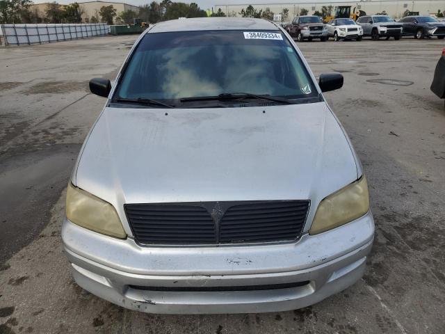 JA3AJ26E52U073682 - 2002 MITSUBISHI LANCER ES SILVER photo 5