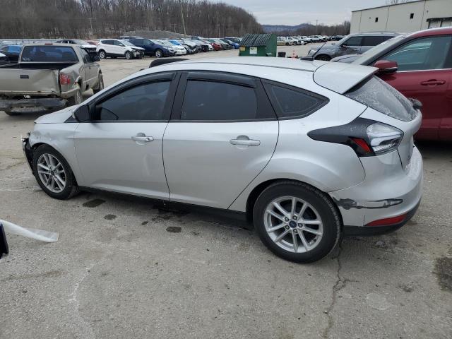 1FADP3K28HL340333 - 2017 FORD FOCUS SE SILVER photo 2