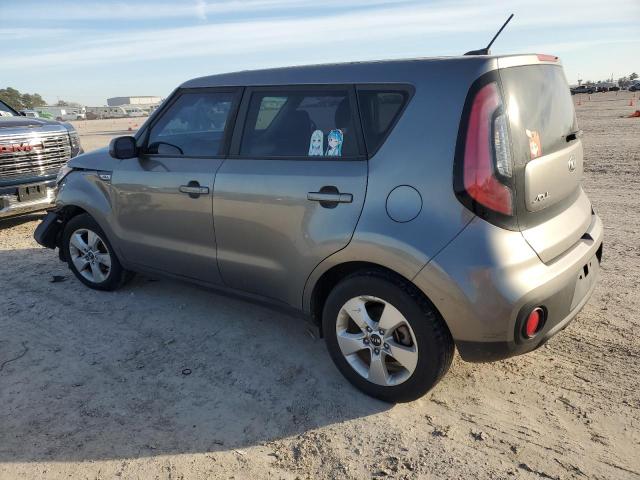 KNDJN2A20H7502446 - 2017 KIA SOUL GRAY photo 2