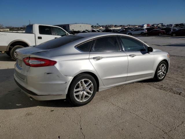 1FA6P0H76E5373633 - 2014 FORD FUSION SE SILVER photo 3