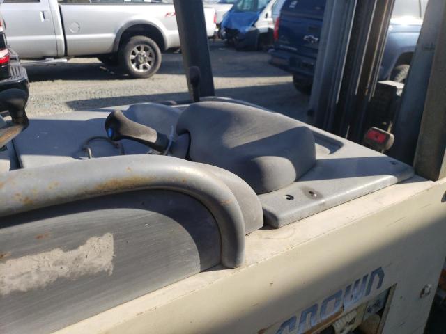 1A200142 - 1980 CROW FORKLIFT 白色 照片 5