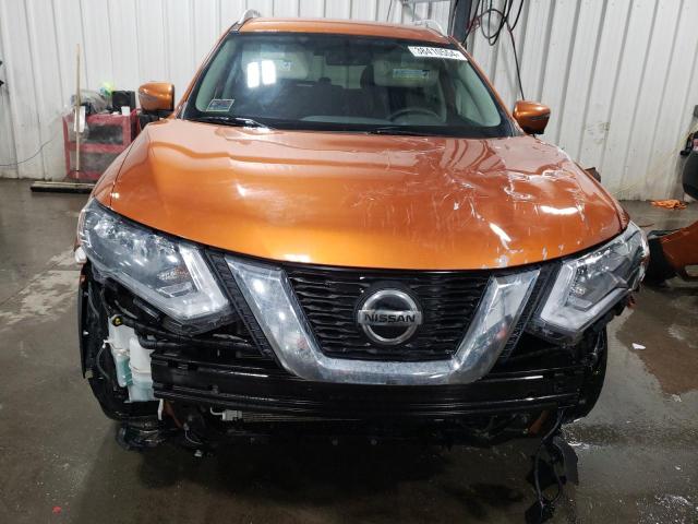 5N1AT2MV4JC700046 - 2018 NISSAN ROGUE S ORANGE photo 5