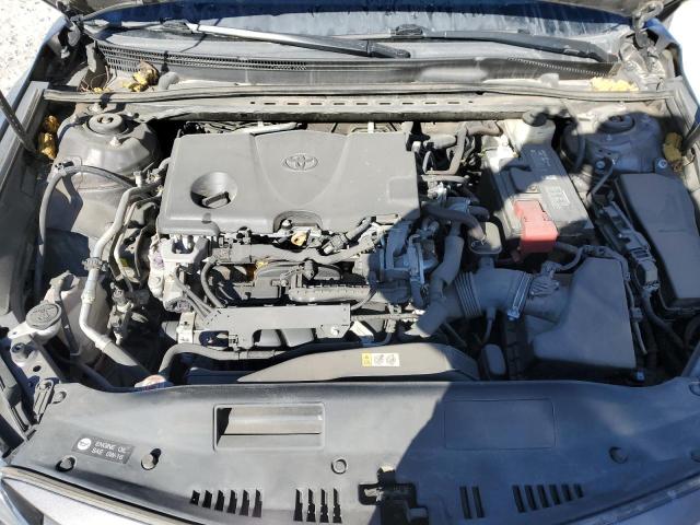 4T1B11HK6JU574514 - 2018 TOYOTA CAMRY L GRAY photo 11