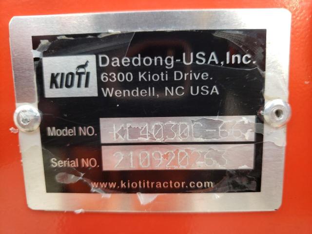 YL9500040 - 2021 KIOT TRACTOR ORANGE photo 10