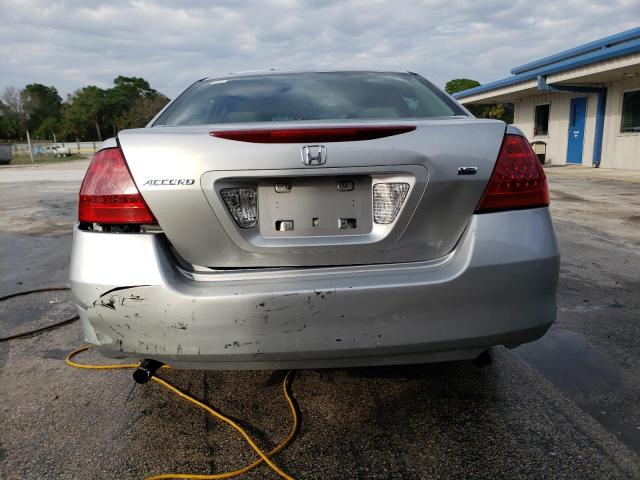 1HGCM66417A072300 - 2007 HONDA ACCORD SE SILVER photo 6