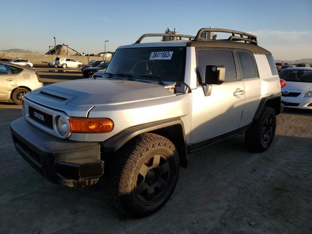 JTEBU11F770024596 - 2007 TOYOTA FJ CRUISER GRAY photo 1