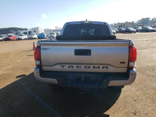 5TFAZ5CN0JX060819 - 2018 TOYOTA TACOMA DOUBLE CAB SILVER photo 6