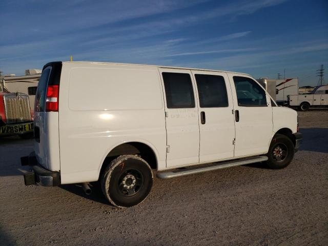 1GCWGAFP4P1125541 - 2023 CHEVROLET EXPRESS G2 WHITE photo 3