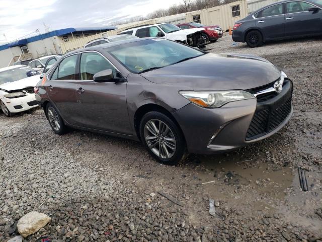 4T1BF1FK0HU666930 - 2017 TOYOTA CAMRY LE GRAY photo 4