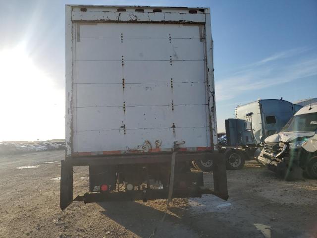 1FDNF80CXWVA33771 - 1998 FORD F800 WHITE photo 6