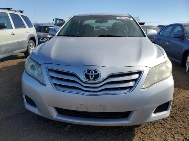 4T1BF3EK9BU754850 - 2011 TOYOTA CAMRY BASE SILVER photo 5