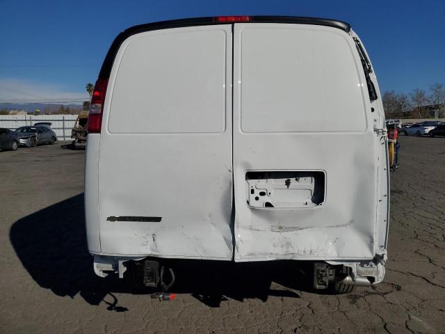 1GCWGAFP2P1219739 - 2023 CHEVROLET EXPRESS G2 WHITE photo 6