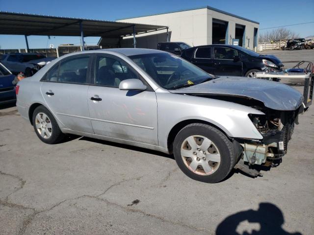 5NPET4AC5AH607903 - 2010 HYUNDAI SONATA GLS SILVER photo 4