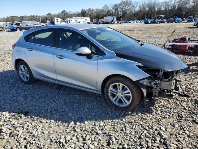 3G1BE6SM5JS629379 - 2018 CHEVROLET CRUZE LT SILVER photo 4