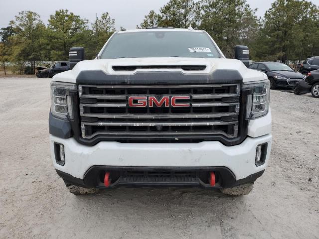 1GT49PE72LF333064 - 2020 GMC SIERRA K2500 AT4 WHITE photo 5