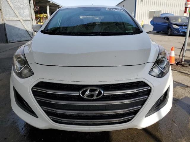 KMHD35LH5GU332148 - 2016 HYUNDAI ELANTRA GT WHITE photo 5