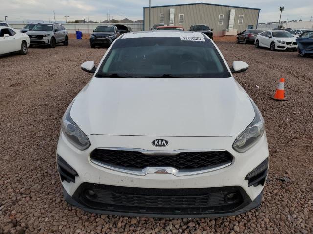 3KPF54AD7ME338397 - 2021 KIA FORTE EX WHITE photo 5