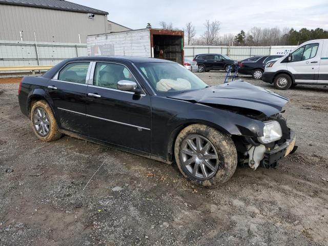 2C3CA6CT6AH115786 - 2010 CHRYSLER 300C BLACK photo 4