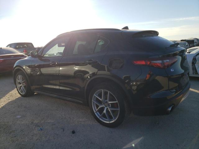 ZASFAKNN5J7B77683 - 2018 ALFA ROMEO STELVIO TI SPORT BLACK photo 2