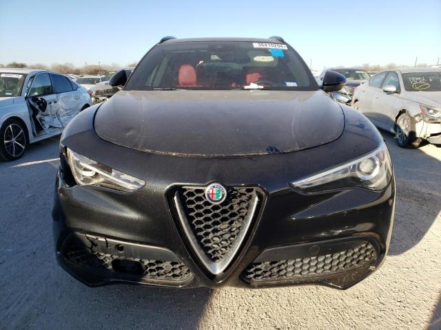 ZASFAKNN5J7B77683 - 2018 ALFA ROMEO STELVIO TI SPORT BLACK photo 5