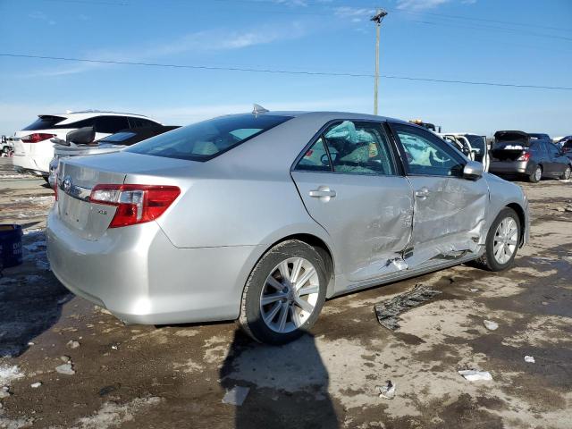 4T1BK1FK8DU529370 - 2013 TOYOTA CAMRY SE SILVER photo 3