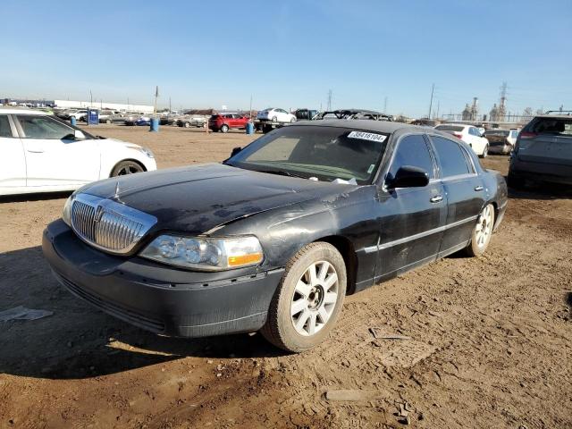 2004 LINCOLN TOWN CAR EXECUTIVE, 