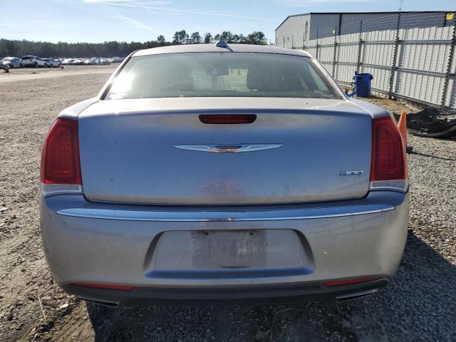 2C3CCAEG4JH123236 - 2018 CHRYSLER 300 LIMITED SILVER photo 6