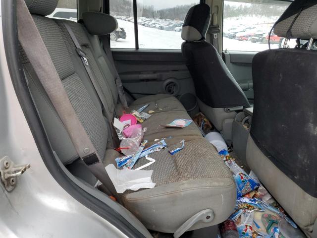 1J8HG48K56C244125 - 2006 JEEP COMMANDER 银色 照片 10