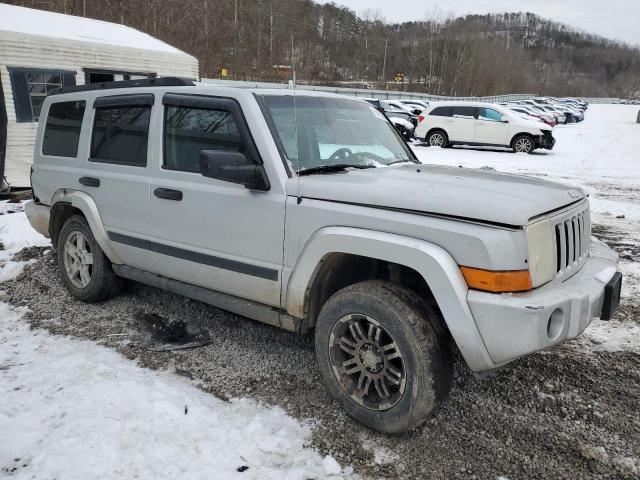 1J8HG48K56C244125 - 2006 JEEP COMMANDER SILVER photo 4