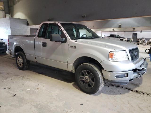 1FTRF14W54NB05944 - 2004 FORD F150 SILVER photo 4